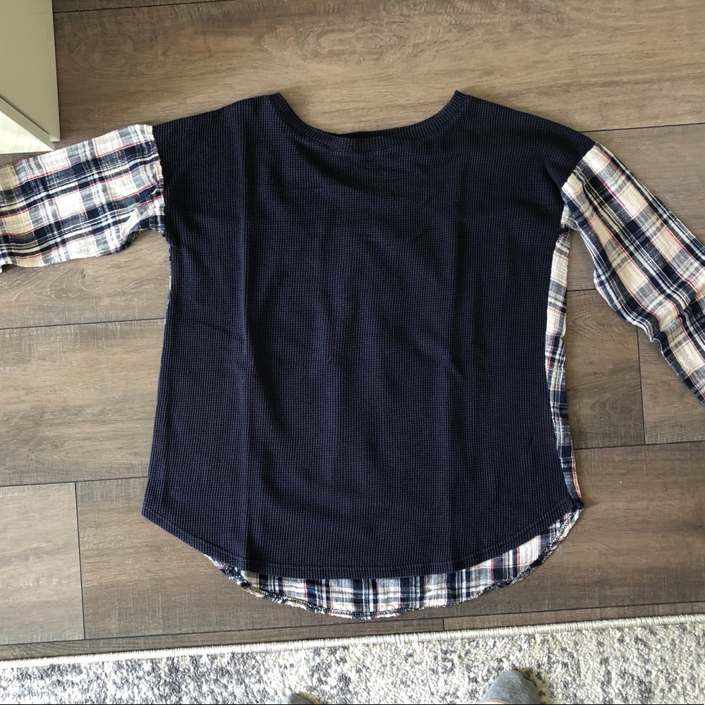 Long sleeve waffle and flannel shirt